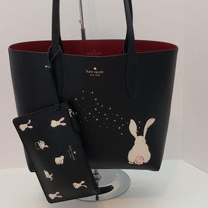 Kate Spade Bun bun Bunny Tote With Wristlet Brand New With Tag!!👀🧁